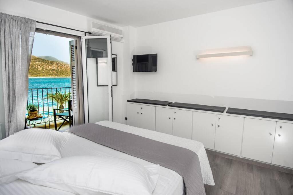 A & B Minimal Suite With Sea View In Argostoli ภายนอก รูปภาพ