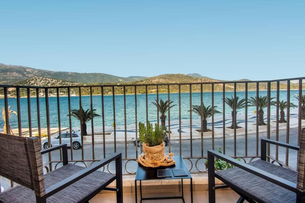 A & B Minimal Suite With Sea View In Argostoli ภายนอก รูปภาพ