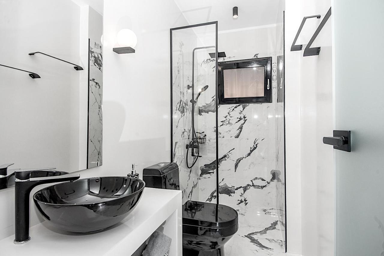 A & B Minimal Suite With Sea View In Argostoli ภายนอก รูปภาพ